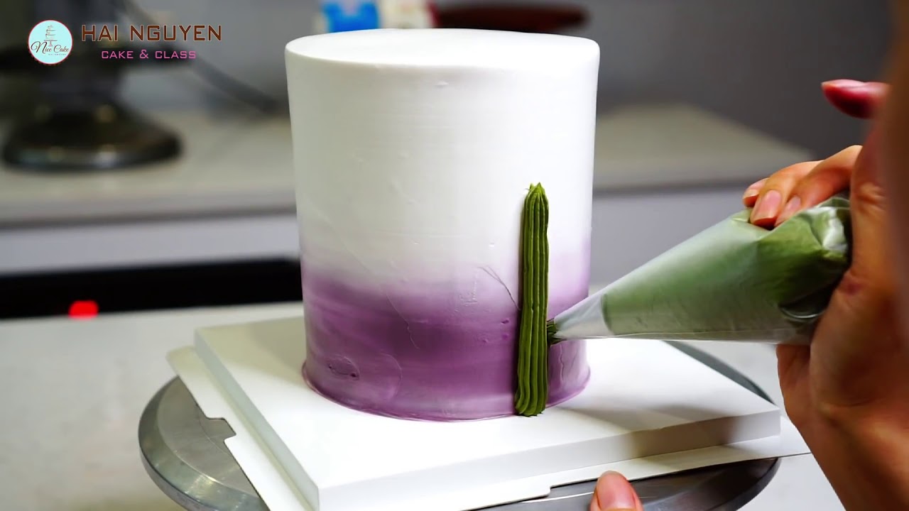 Decorating a simple and beautiful cake with cactus-Bánh sinh nhật hoa xương rồng đơn giản mà đẹp...