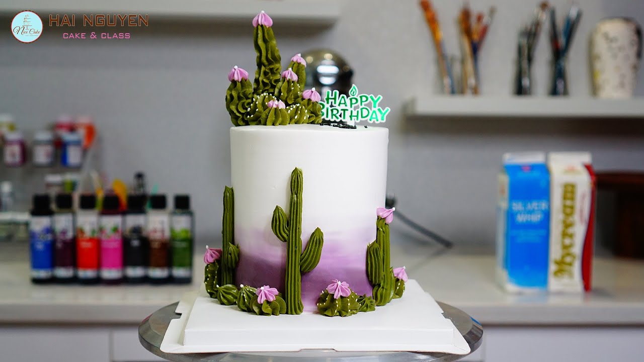 Decorating a simple and beautiful cake with cactus | Bánh sinh nhật hoa xương rồng đơn giản mà đẹp