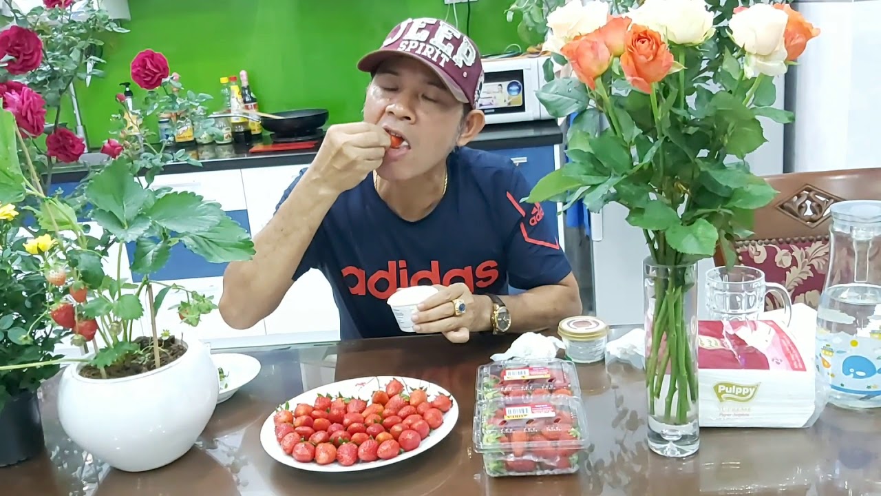 Con Gái Tặng Dâu 🍓🍓Tây Hàn Quốc 🇰🇷🇰🇷, ăn ngặp mặt luôn.